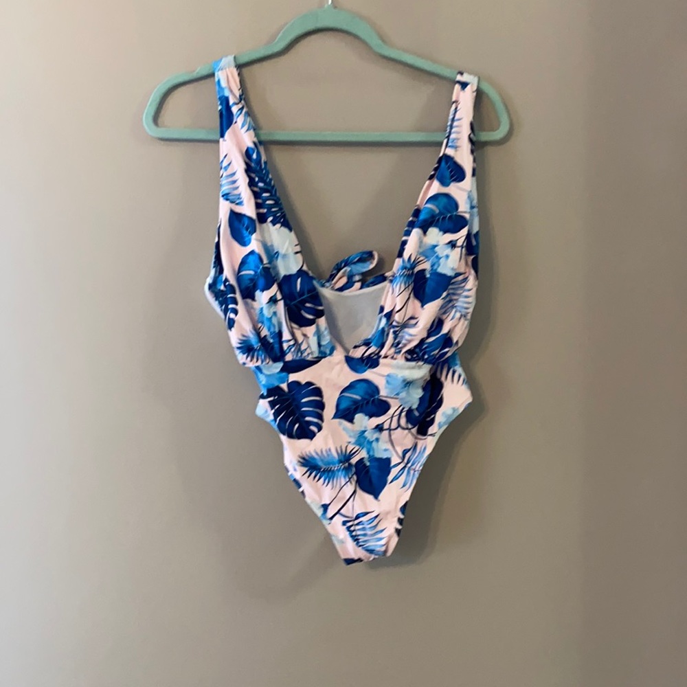 One piece bathing suit